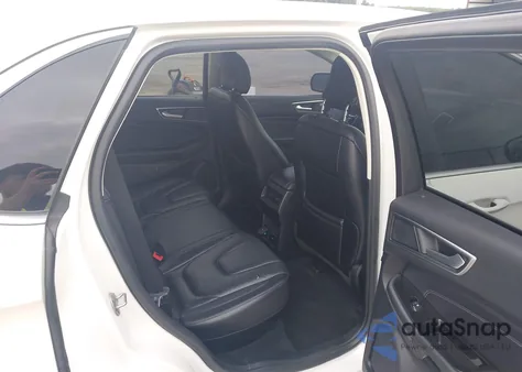 2019 Ford Edge Titanium z USA, uszkodzony, nr VIN 2FMPK4K90KBC33837